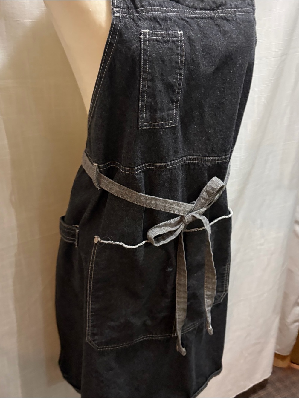 Chef Works apron - Picture 3 of 6
